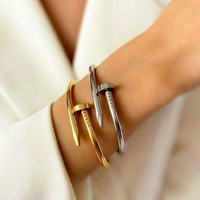 دستبند بنگل میخ کارتیر