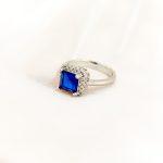 انگشتر زنانه نگین دار