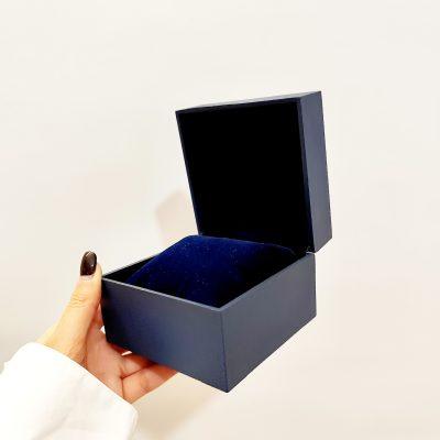 جهبه ساعت بالشت دار سورمه ای