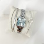 ساعت زنانه به همراه دستبند