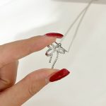 گردنبند نگینی پاپیون