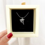 گردنبند پاپیون شیک نقره ای