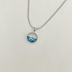 گردنبند مدل دریا و وال دخترانه