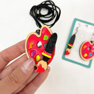 گردنبند و گوشواره هنری